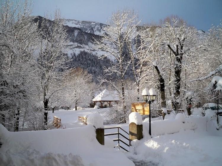 Hotel Au Gai Soleil du Mont-Aiguille à Chichilianne Extérieur photo